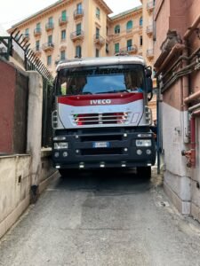 Noleggio Camion Gru Napoli